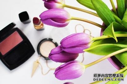 护肤品选专柜还是选直销